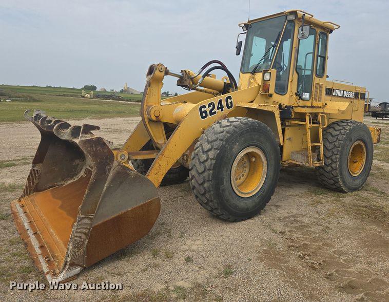 Image of John Deere 624G Primary image