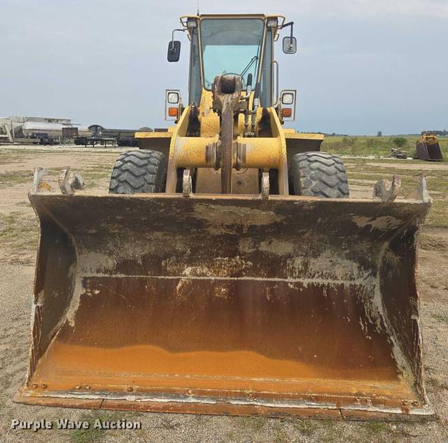 Image of John Deere 624G equipment image 1