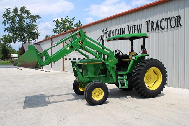 Image of John Deere 6400 equipment image 1