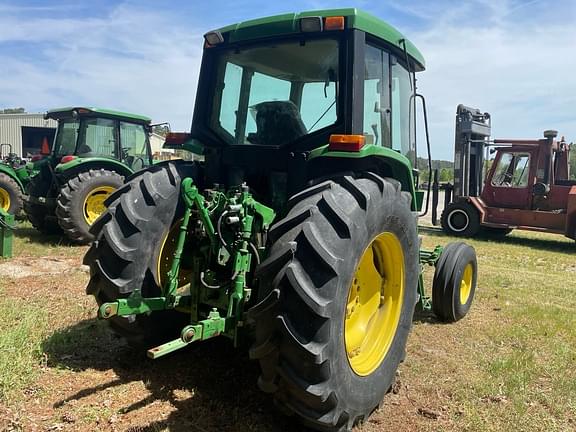 Image of John Deere 6400 equipment image 3