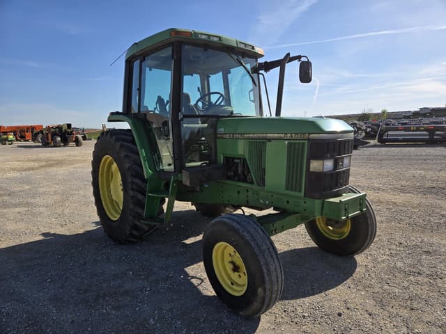 Image of John Deere 6400 equipment image 1