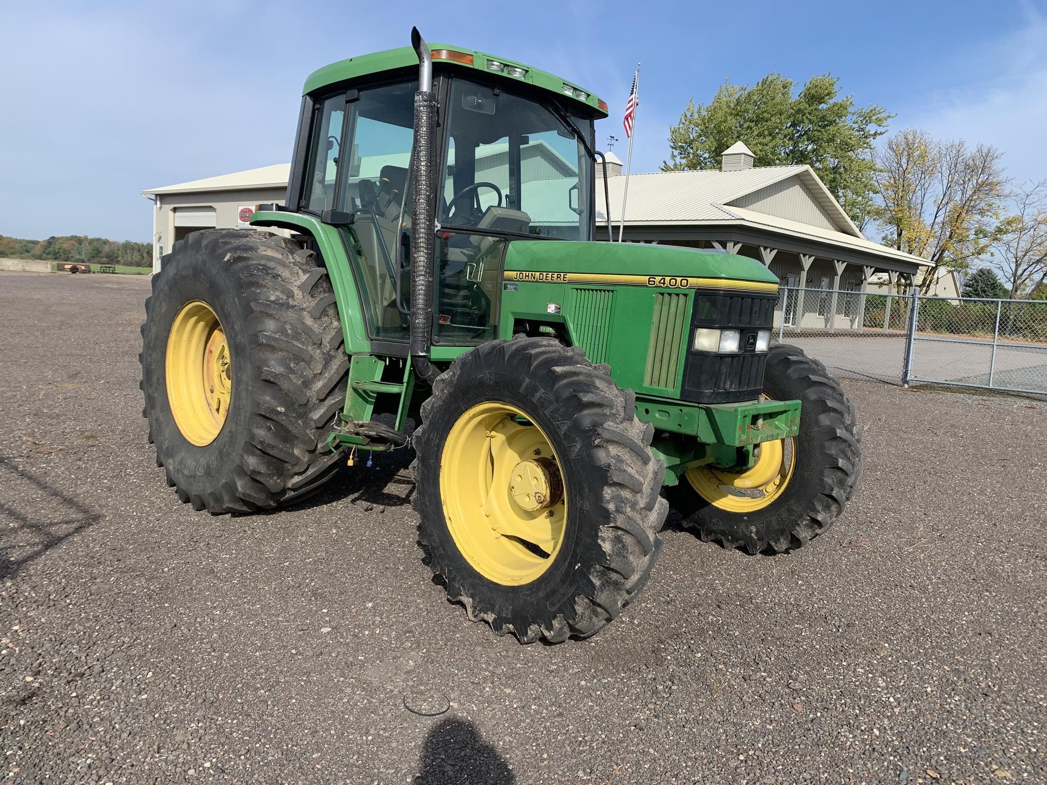 1993 John Deere 6400 Equipment Image0