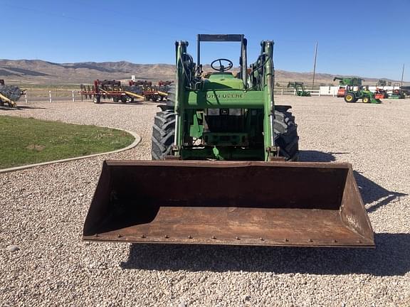 Image of John Deere 6400 equipment image 3