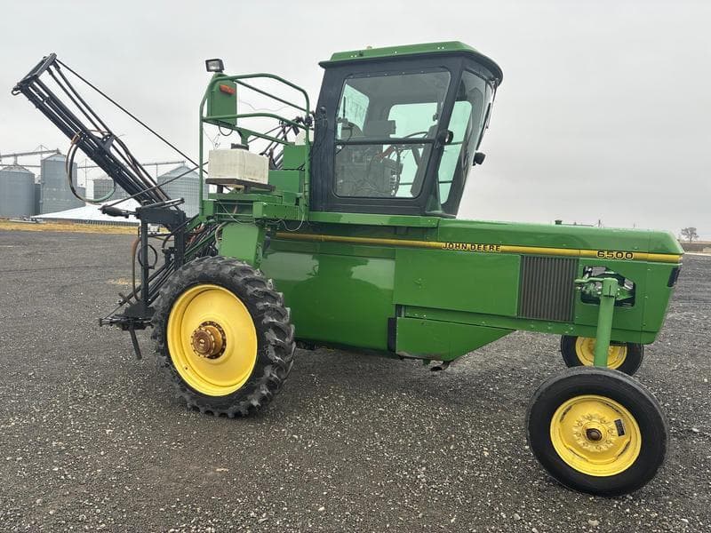 Image of John Deere 6500 Primary image