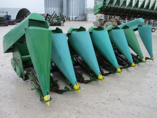 Image of John Deere 693 equipment image 2