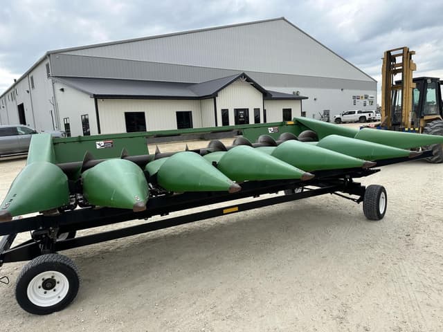 Image of John Deere 693 equipment image 2