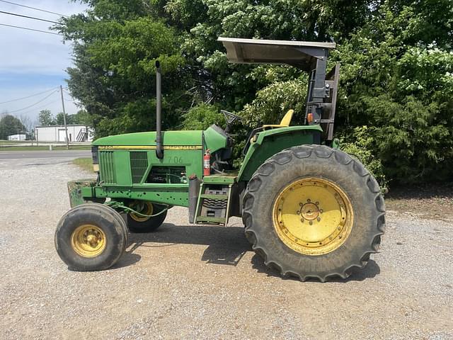 Image of John Deere 7200 equipment image 2