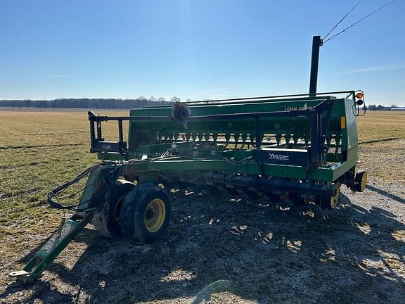 Image of John Deere 750 equipment image 3