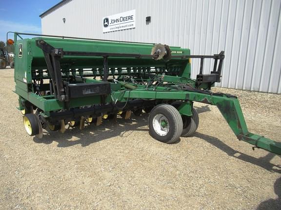 Image of John Deere 750 equipment image 1
