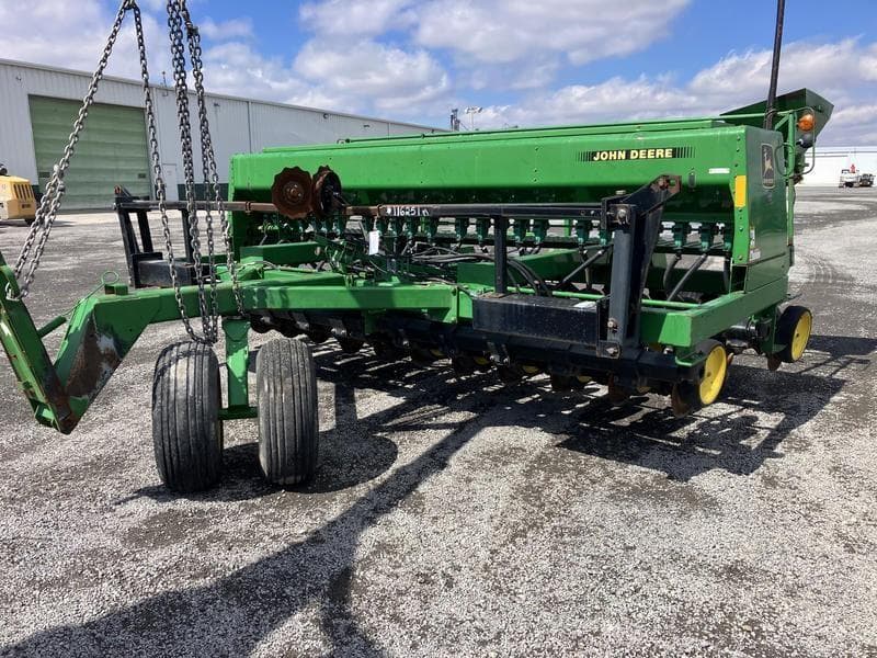 Image of John Deere 750 Primary image