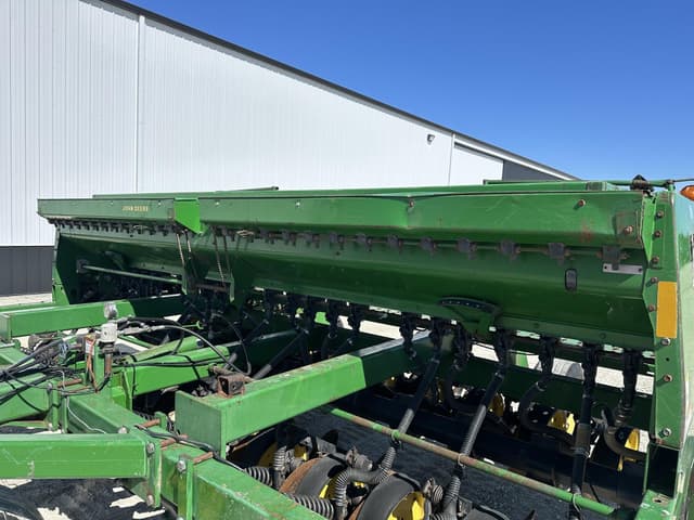 Image of John Deere 750 equipment image 4
