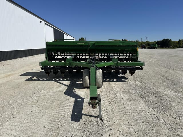 Image of John Deere 750 equipment image 1