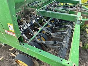 Main image John Deere 750 18