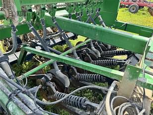 Main image John Deere 750 19