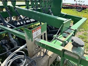 Main image John Deere 750 28