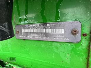 Main image John Deere 750 31