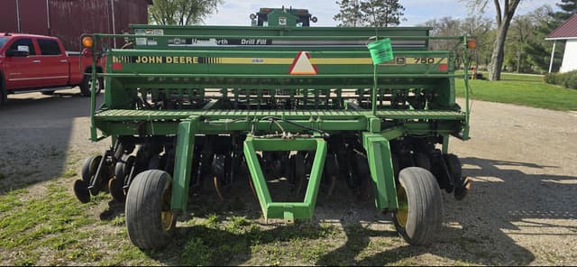 Image of John Deere 750 equipment image 3