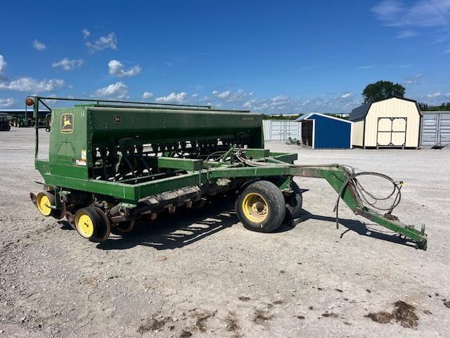 Image of John Deere 750 Primary image