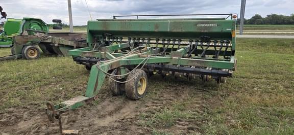 Image of John Deere 750 equipment image 1