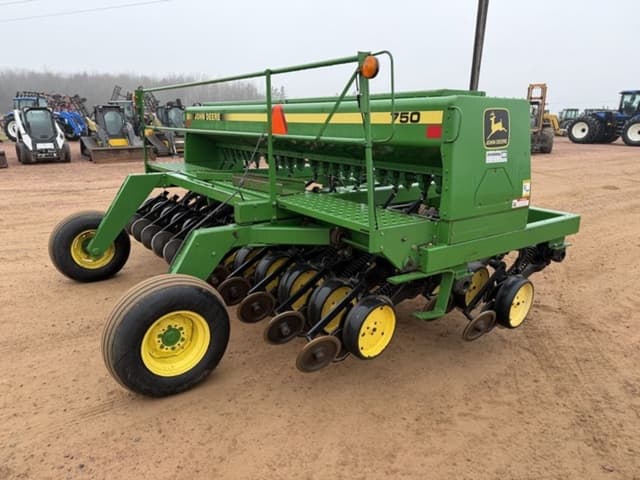 Image of John Deere 750 equipment image 4