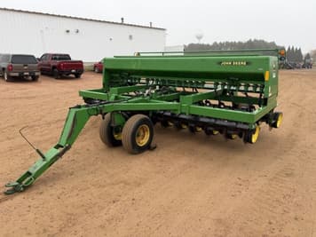 Main image John Deere 750