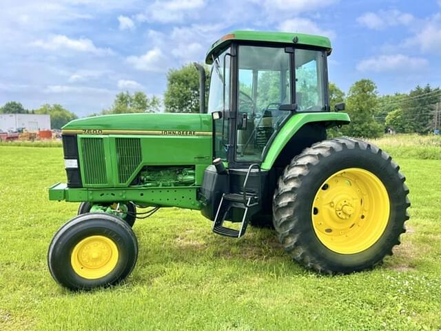 Image of John Deere 7600 equipment image 2