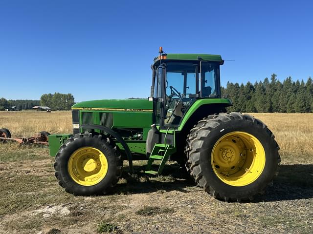 Image of John Deere 7600 equipment image 1