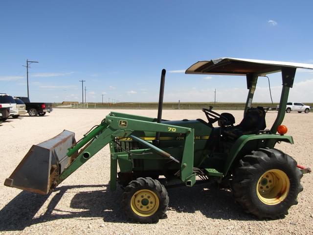 Image of John Deere 770 equipment image 1