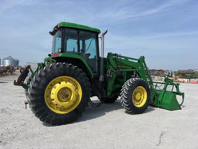 Image of John Deere 7700 equipment image 2