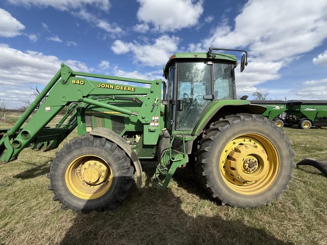 Image of John Deere 7800 equipment image 2