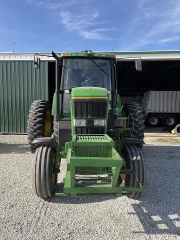 Image of John Deere 7800 equipment image 1