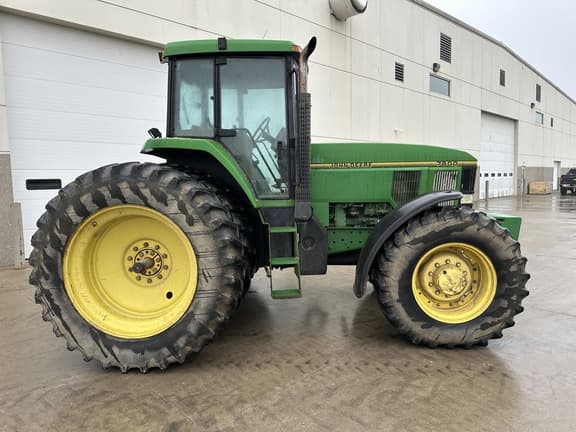 Image of John Deere 7800 equipment image 1