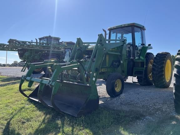Image of John Deere 7800 equipment image 2