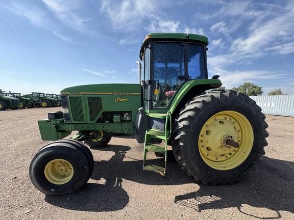 Image of John Deere 7800 equipment image 1