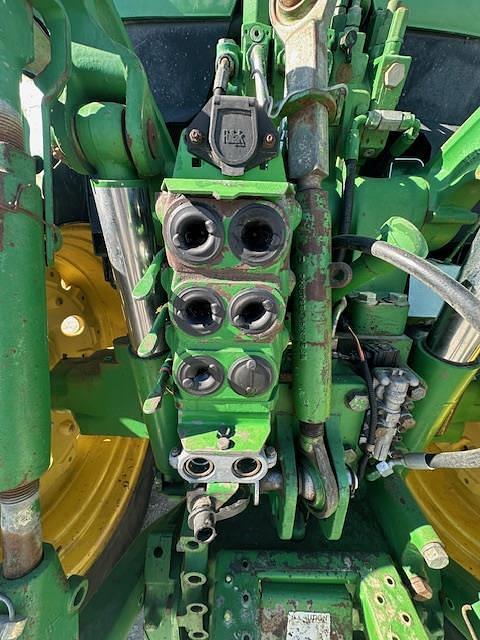 Image of John Deere 7800 equipment image 4