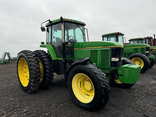 Image of John Deere 7800 equipment image 1