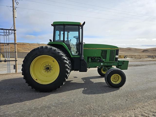 Image of John Deere 7800 equipment image 3