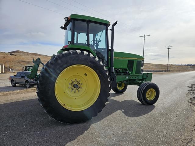 Image of John Deere 7800 equipment image 4