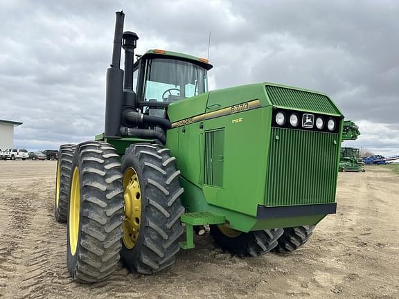 Image of John Deere 8770 equipment image 1