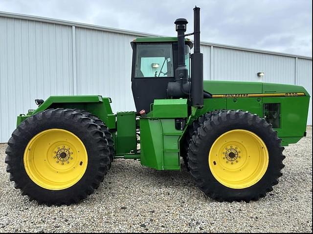 Image of John Deere 8770 equipment image 4