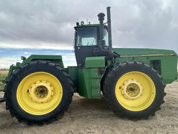 Image of John Deere 8870 equipment image 1