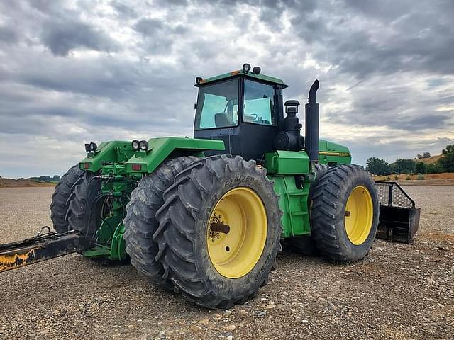 Image of John Deere 8870 equipment image 2