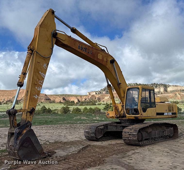 Image of John Deere 892E Primary image
