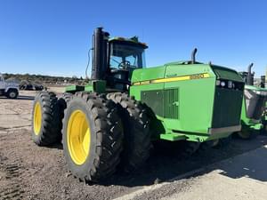 1993 John Deere 8960 Image