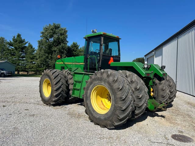 Image of John Deere 8970 equipment image 2