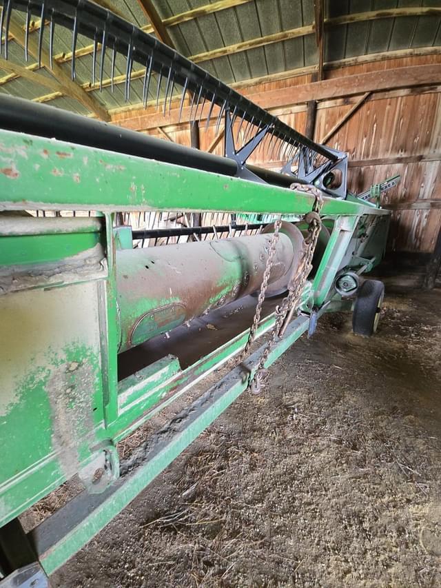 Image of John Deere 920 equipment image 3