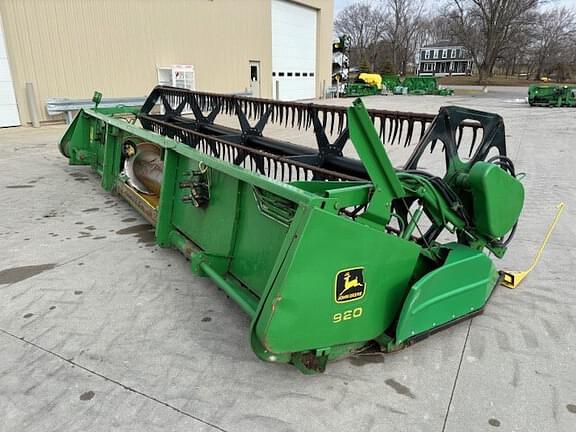 Image of John Deere 920F equipment image 2