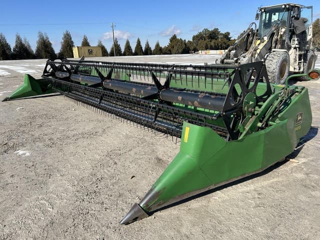 Image of John Deere 925 equipment image 1