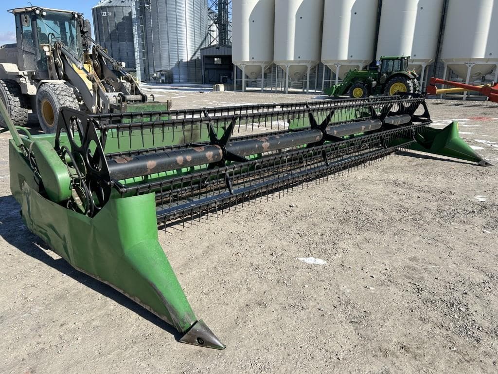 Image of John Deere 925 Primary image