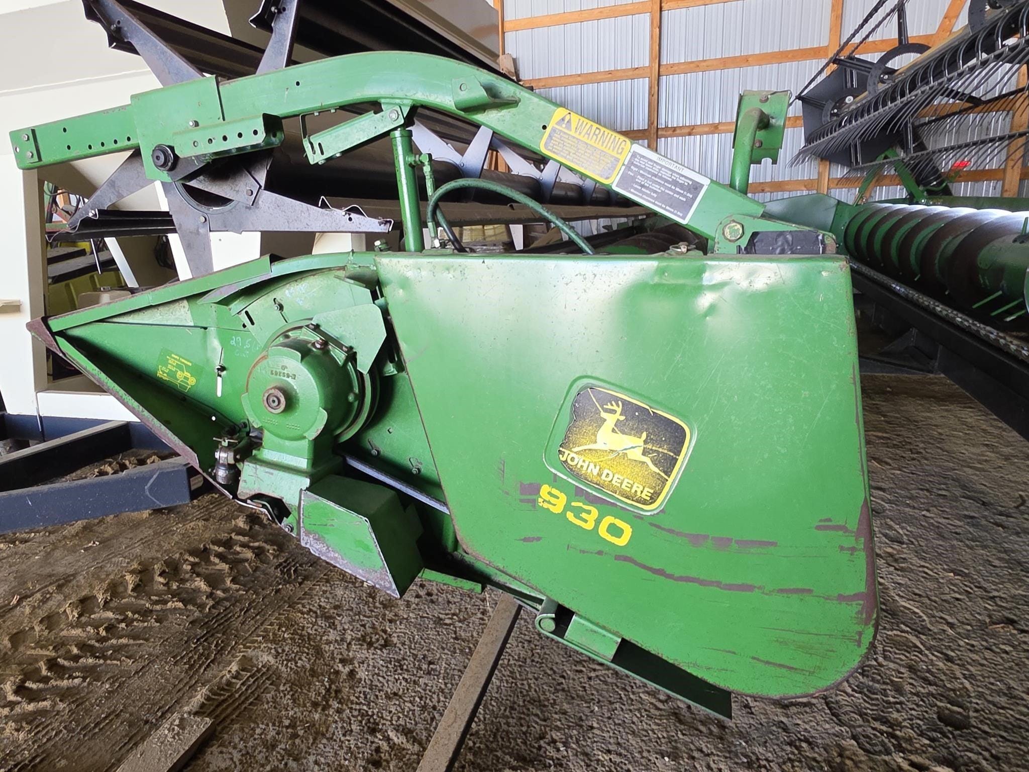 1993 John Deere 930R Equipment Image0